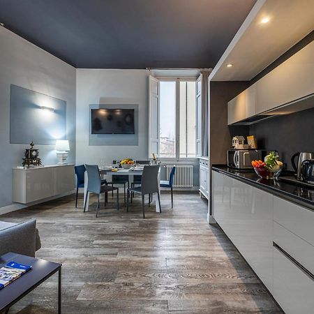 Cherubini Palace Thematic Apartment ฟลอเรนซ์ ภายนอก รูปภาพ
