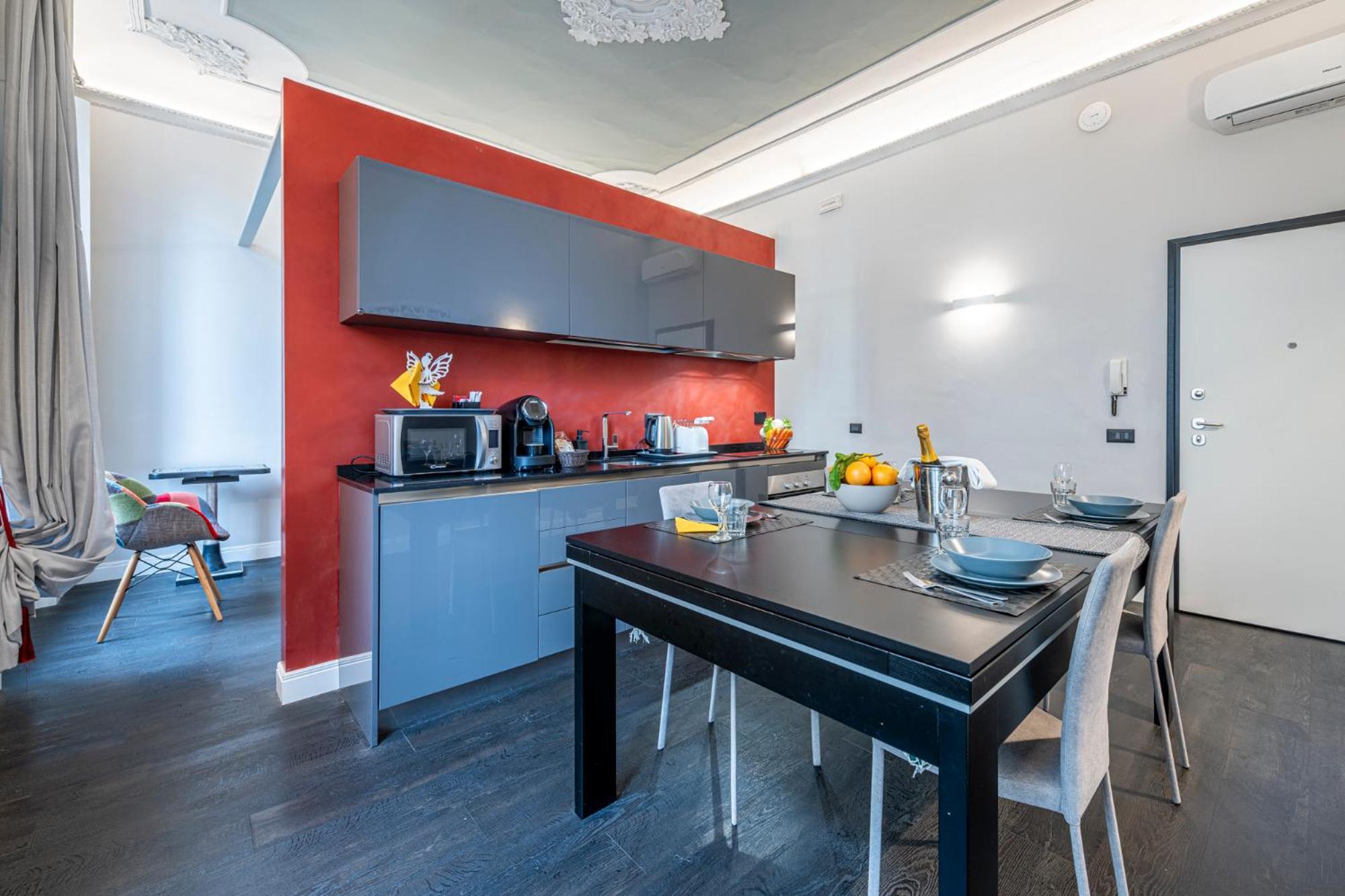 Cherubini Palace Thematic Apartment ฟลอเรนซ์ ภายนอก รูปภาพ