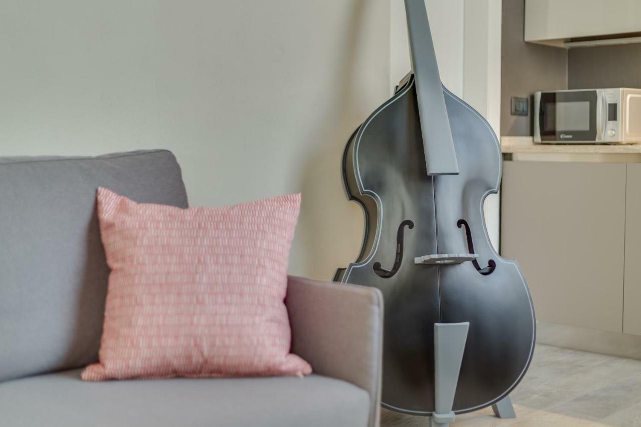 Cherubini Palace Thematic Apartment ฟลอเรนซ์ ภายนอก รูปภาพ